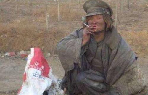 流浪哥吃土瓜,流浪哥的土瓜美食之旅